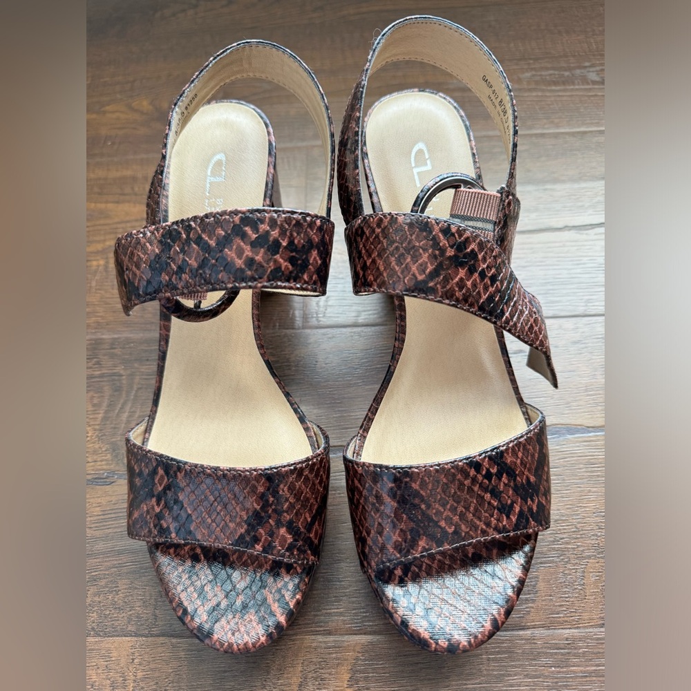 CL by Laundry ~ NEW Genna Snake Brown Size 8